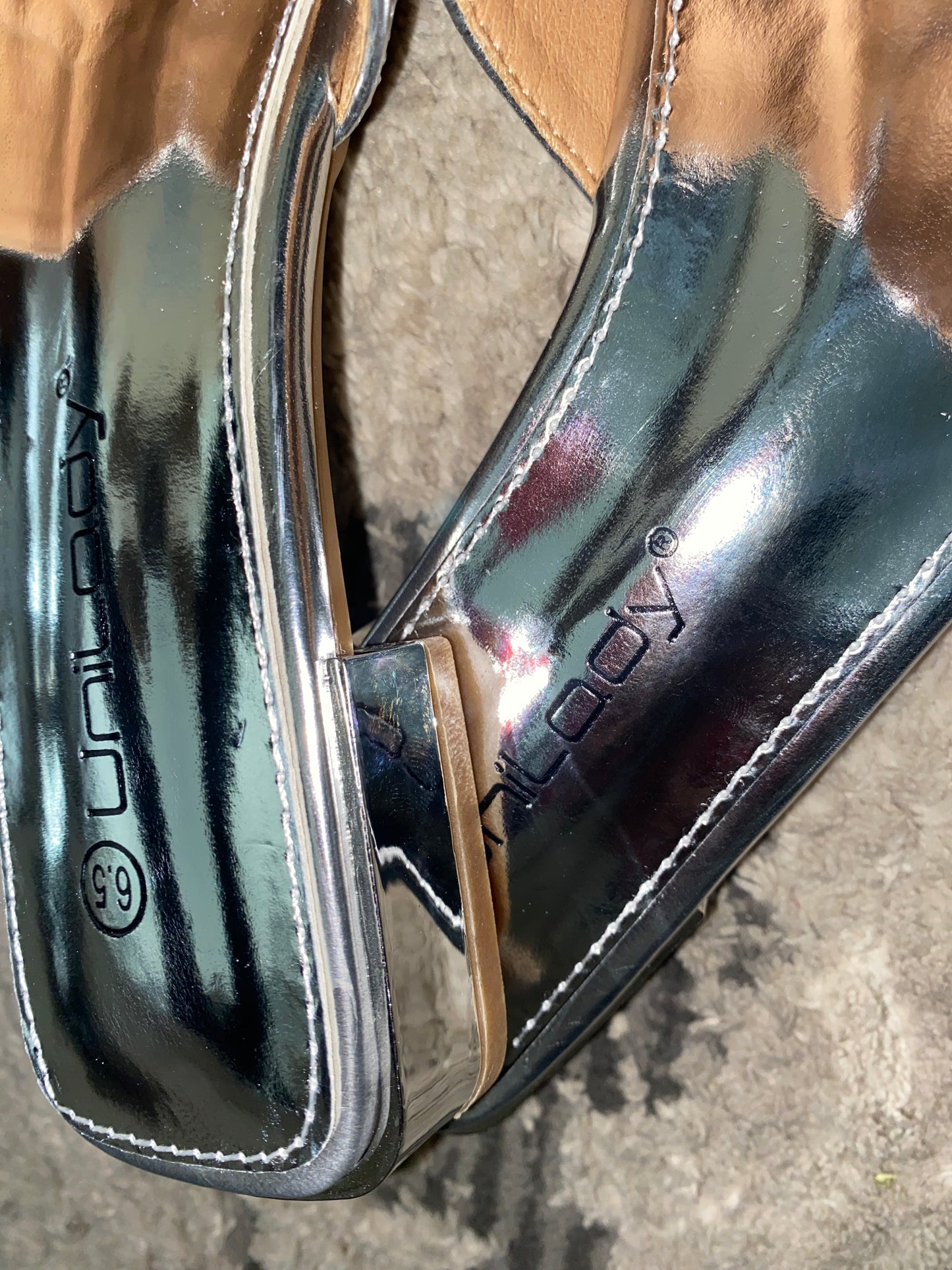 Double Buckle Slide