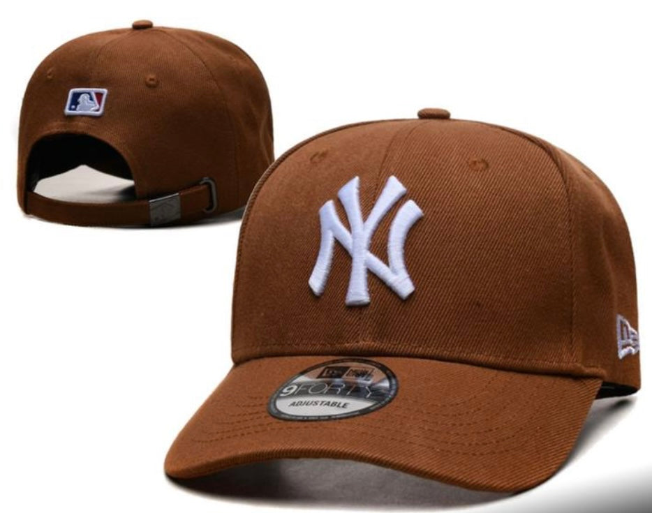 Fitted Caps π©·π©΅π